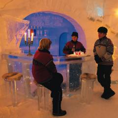 Igloo hotel